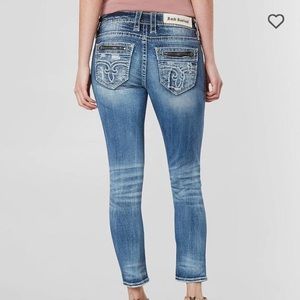 Rock Revival Distressed Capris